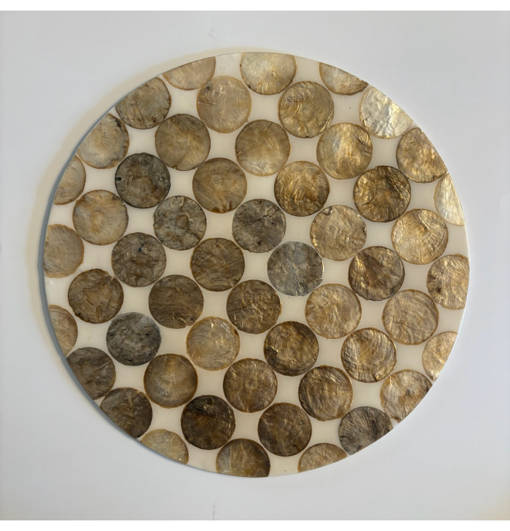 Saro Lifestyle Scalloped Capiz Placemat