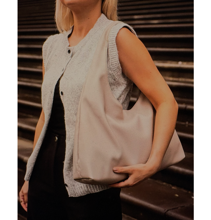 Louenhide Monaco Shoulder Bag