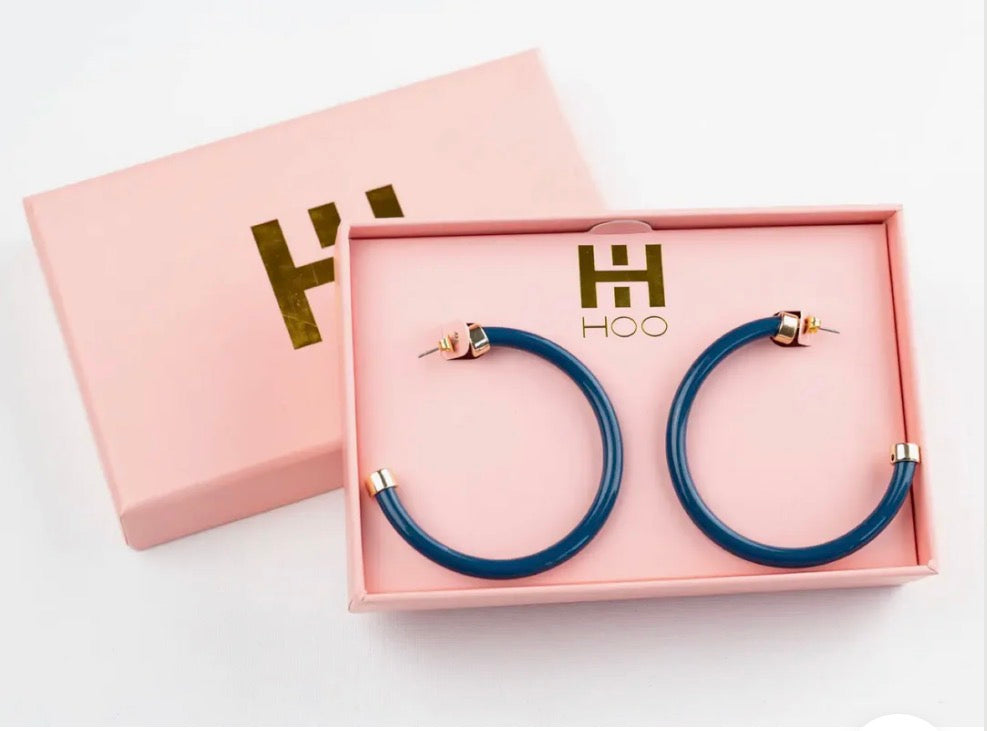 Hoo Hoops Midi Hoop Earrings