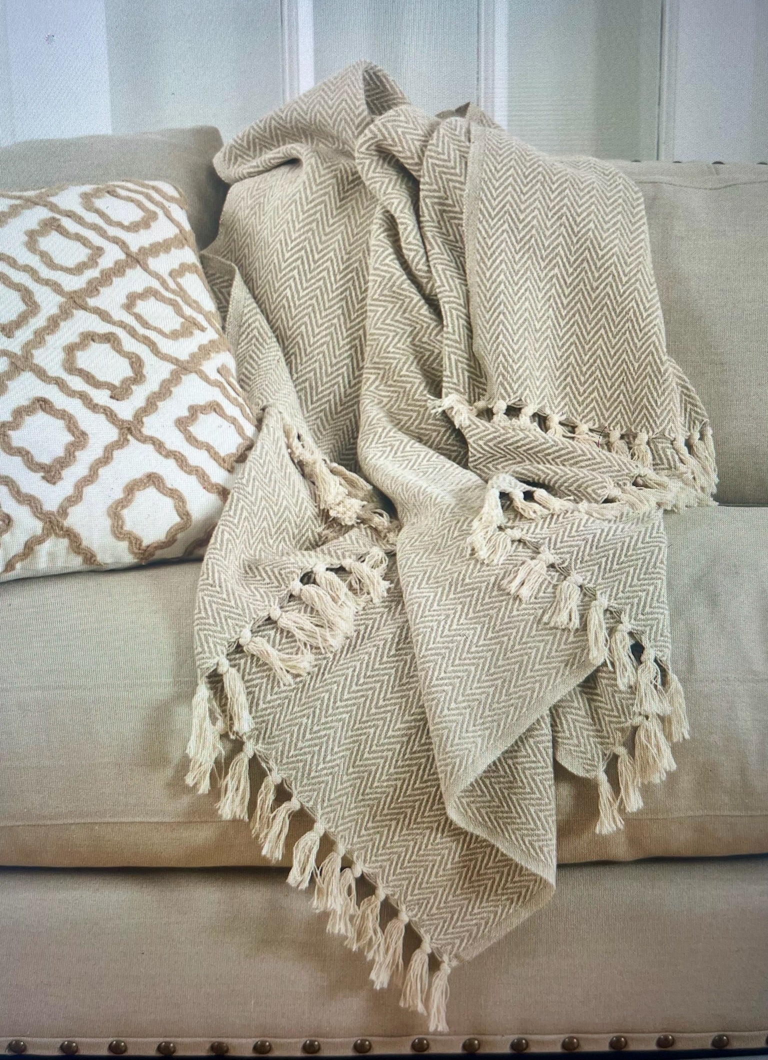 Saro Lifestyle Throws
