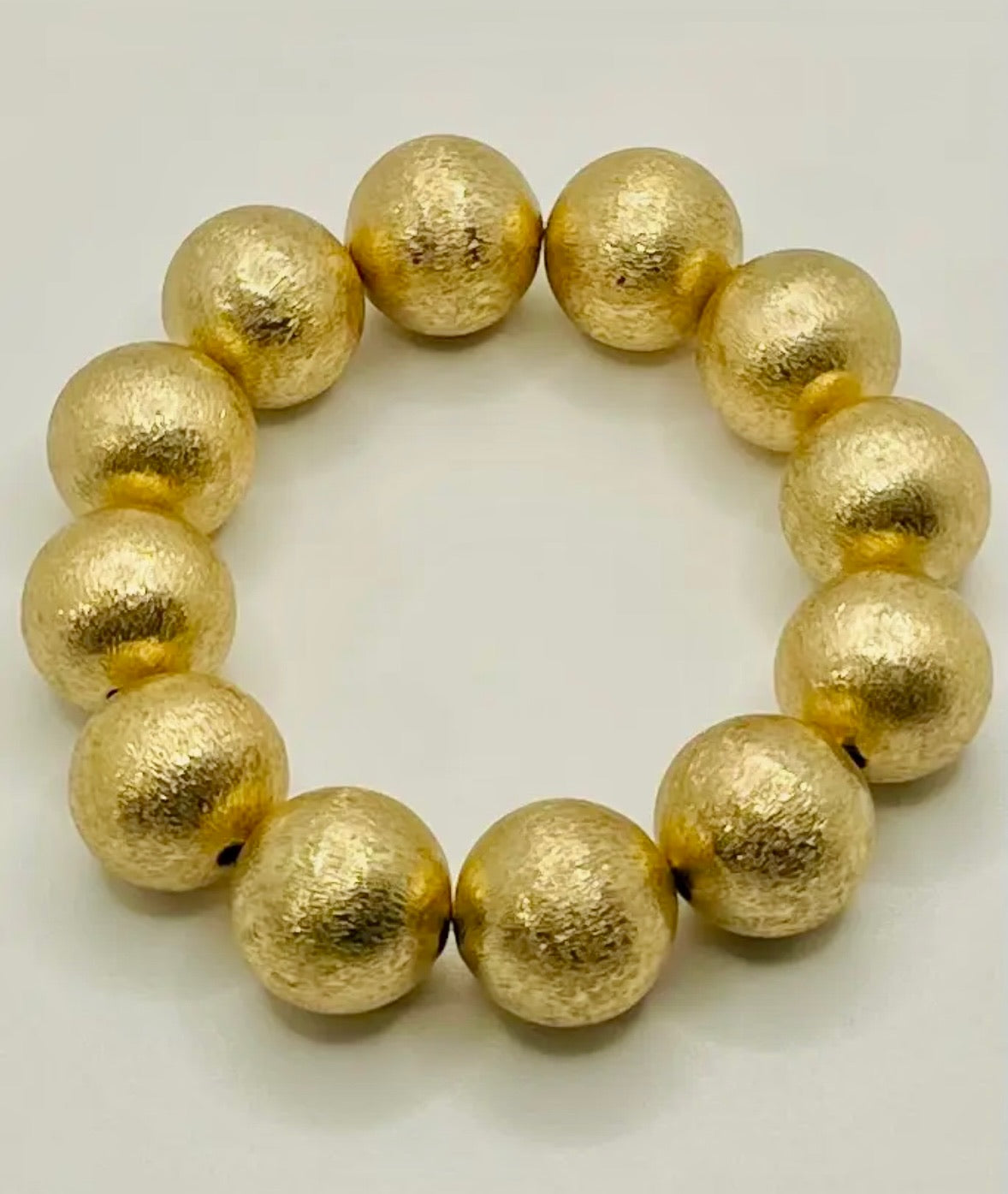 Two Forty Two Chic Big Ball Bracelet in Brushed Gold