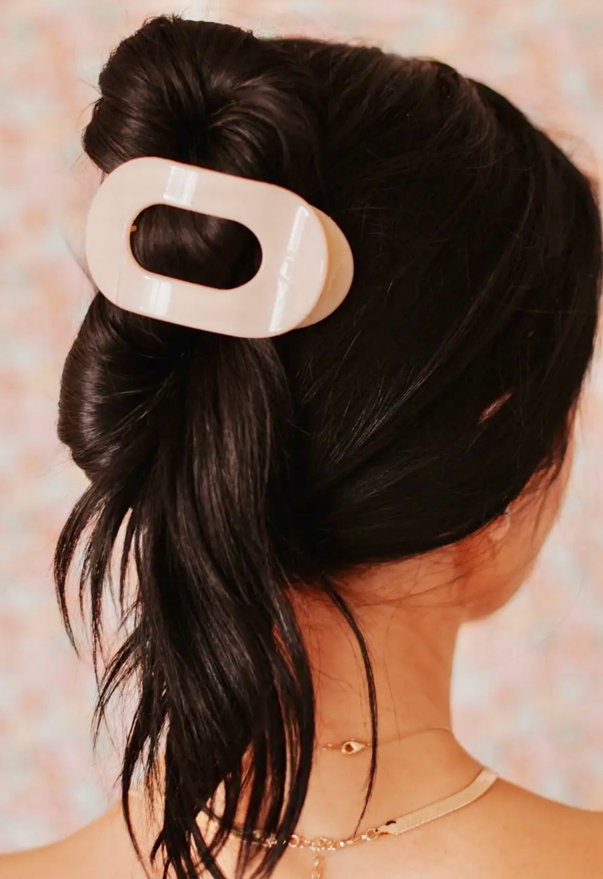 Teleties Large Round  Hair Clip - Almond