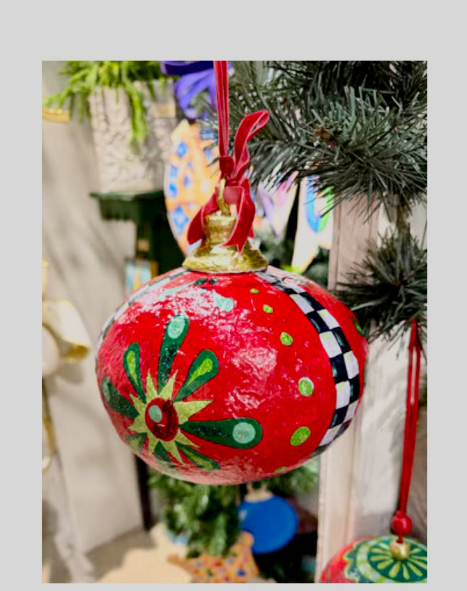 Round Top Collection Cottage Red Medium Ornament