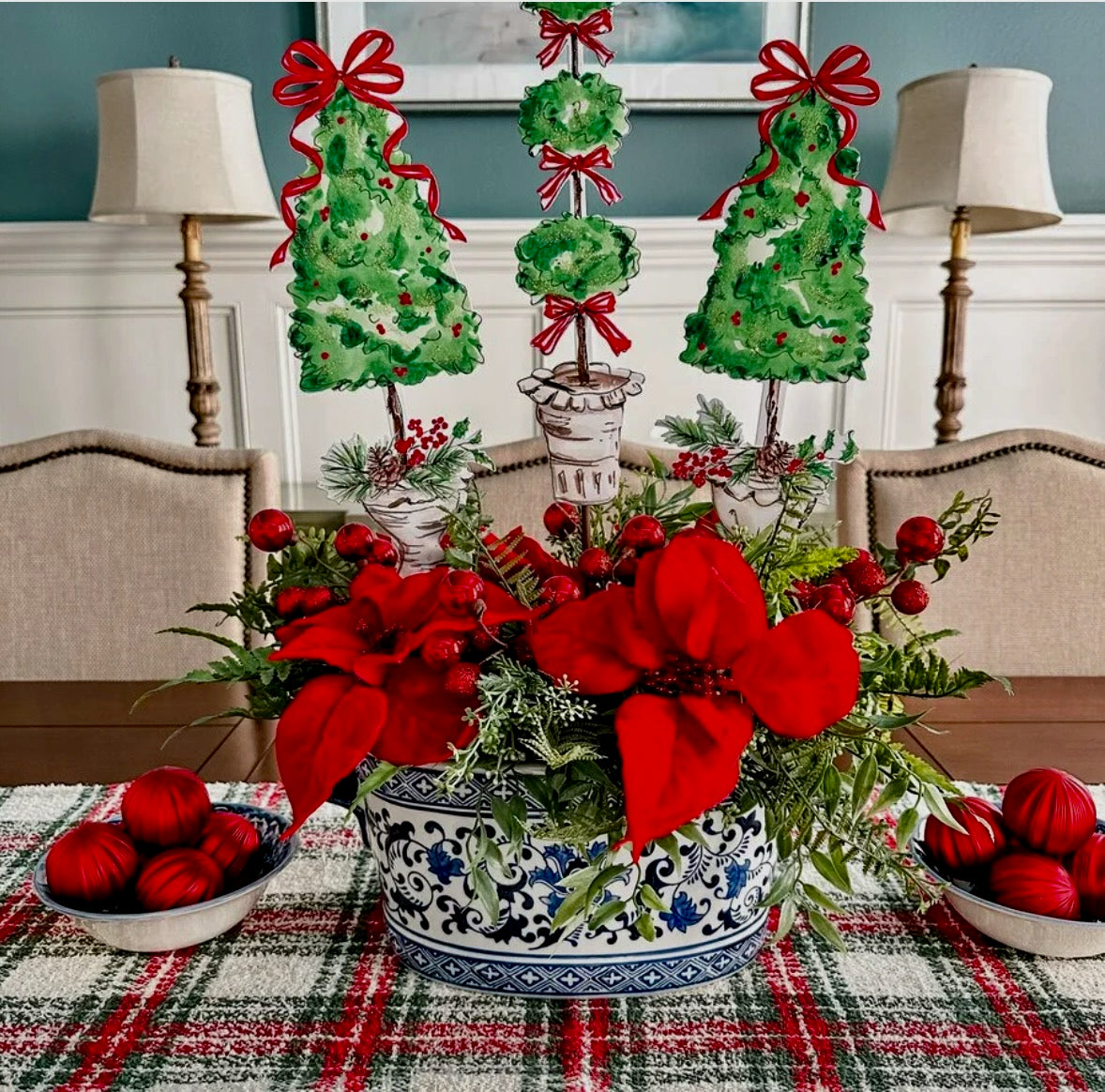 Round Top Collection Christmas Traditional Pinecone Trees